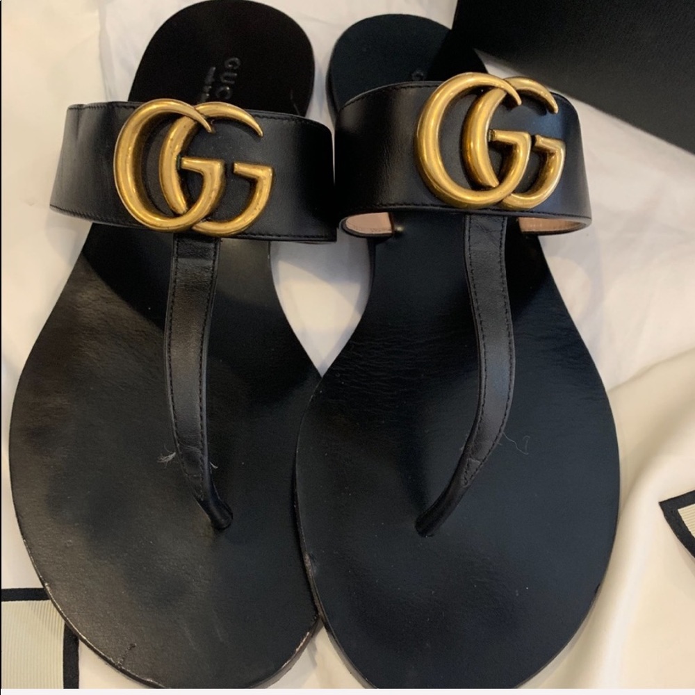 Black gucci sandals